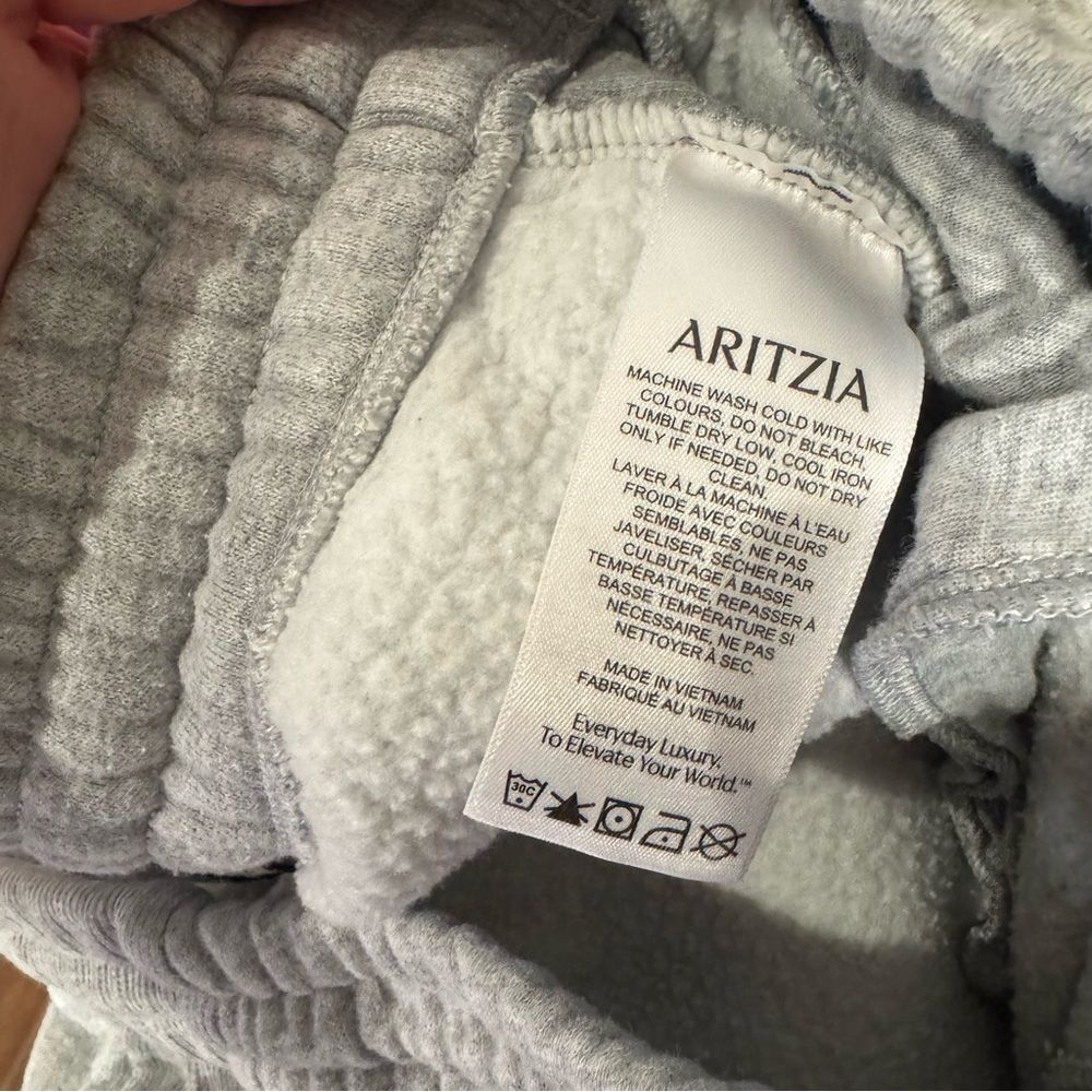 Aritzia gray sweatpants - Picture 6 of 8